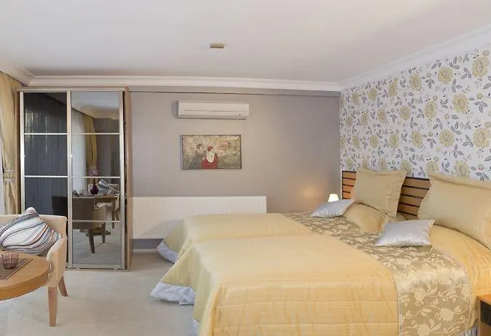 Aparthotel The Bosphorus House 4*