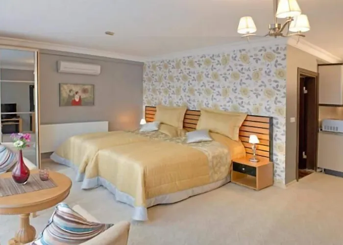 Aparthotel The Bosphorus House