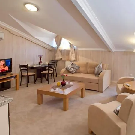 Ξενοδοχείο με διαμερίσματα The Bosphorus House 3*