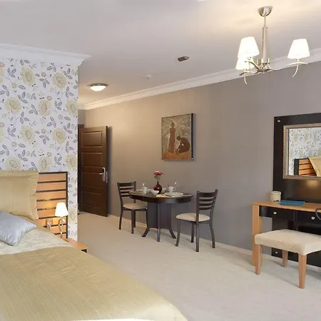 The Bosphorus House アパートホテル 4*