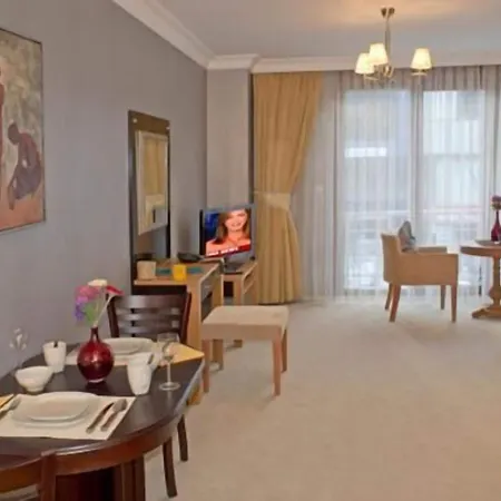 The Bosphorus House アパートホテル イスタンブール